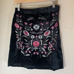 Fashiomo Boho Floral Embroidered Mini Skirt - Black - Small